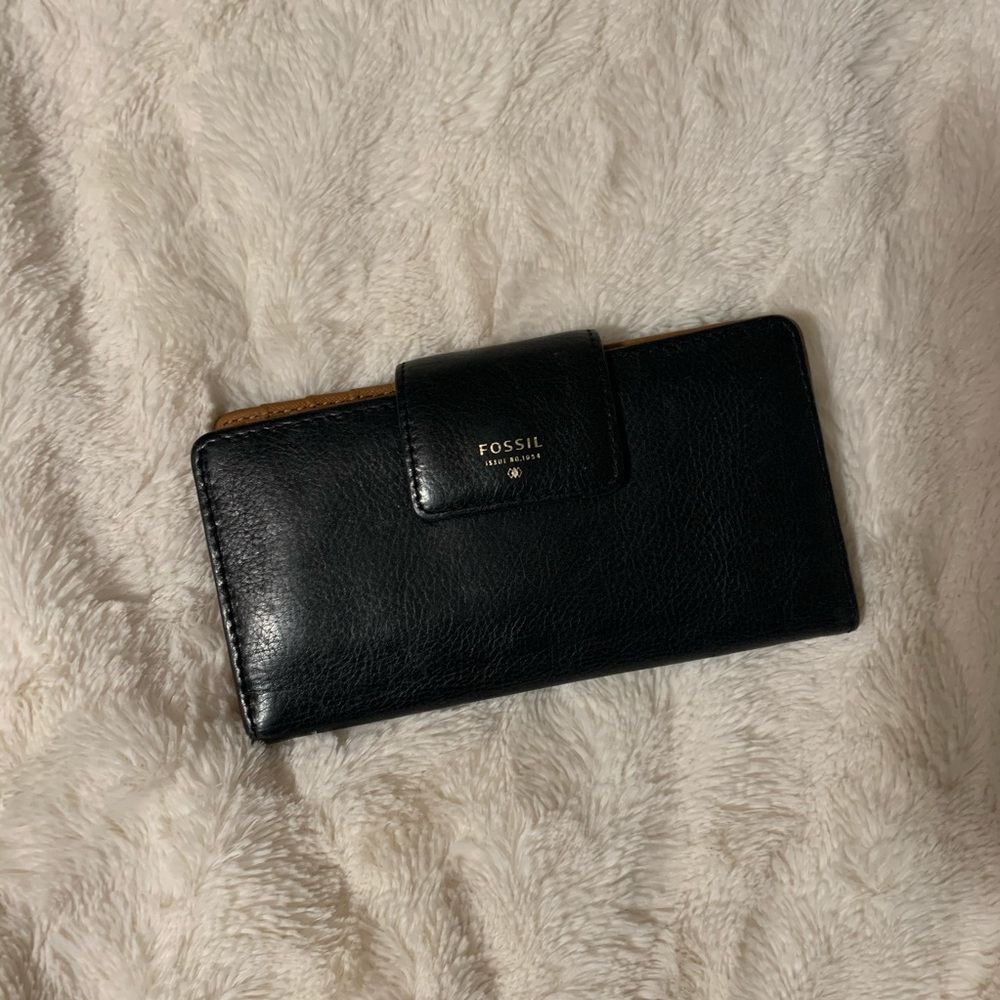 FOSSIL WALLET